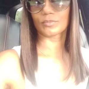 Meet your Posher, Dana